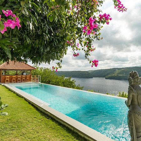Butterfly Villas Nusa Ceningan นูซาเลมโบงัน ภายนอก รูปภาพ